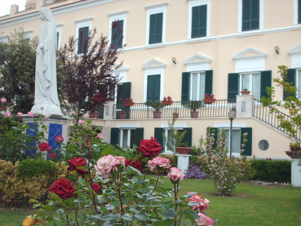 Villa Maria Cristina Brando Rome Bagian luar foto